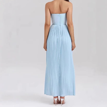 Elegant strapless sleeveless pleated and fashionable sweet strapless dress